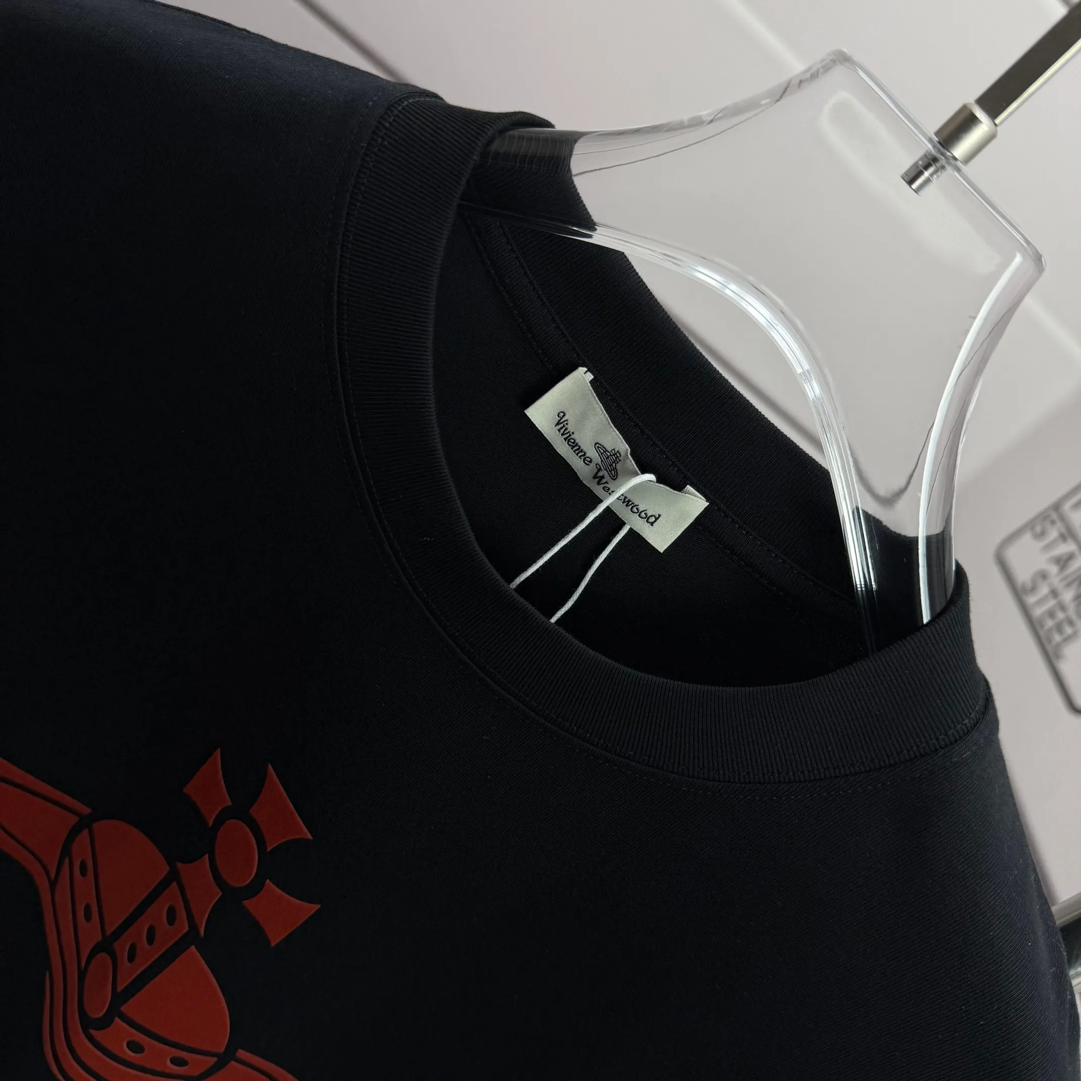 # 90 Vivienne Westwood* *2026 New Arrival T Same Style ：Black White Size： S （90-130 ） M （120-150 ） L （140-165 ） XL （160-180 ） XXL （180 ）